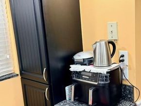 8390 Lagos De Campo Bl 305, Tamarac FL 33321