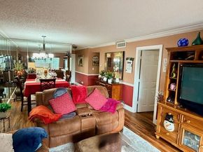 8390 Lagos De Campo Bl 305, Tamarac FL 33321