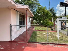 2100 Mercer Avenue, West Palm Beach FL 33401