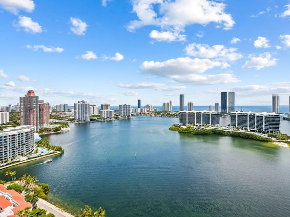 3301 NE 183rd Street 2906, Aventura FL 33160