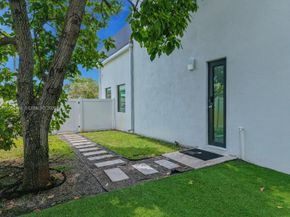 1025 NE 170th Terrace, Miami FL 33162