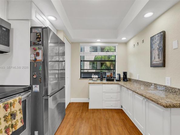 1101 Colony Point Circle 309, Pembroke Pines FL 33026