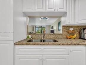 1101 Colony Point Circle 309, Pembroke Pines FL 33026