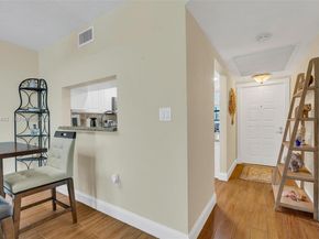 1101 Colony Point Circle 309, Pembroke Pines FL 33026