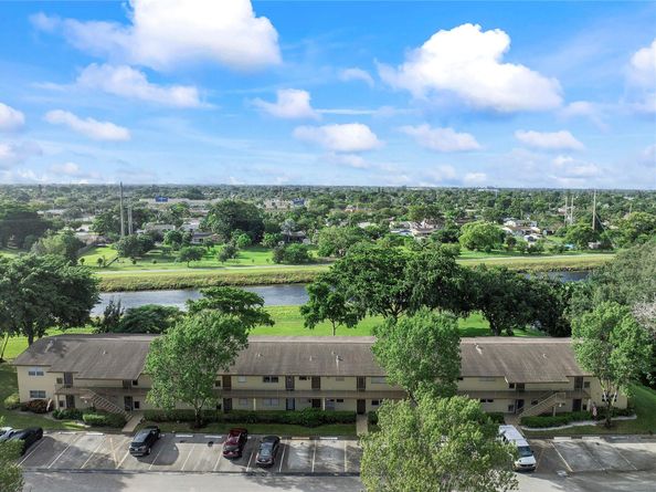 7610 NW 1st St 207, Margate FL 33063