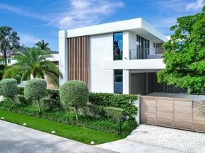 31 Pelican Dr, Fort Lauderdale FL 33301