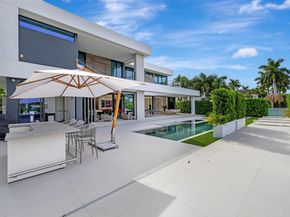 31 Pelican Dr, Fort Lauderdale FL 33301