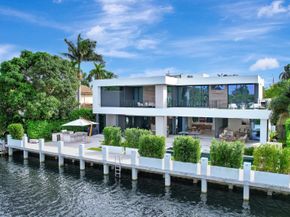 31 Pelican Dr, Fort Lauderdale FL 33301