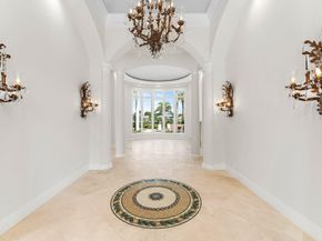 42 Saint Thomas Drive, Palm Beach Gardens FL 33418