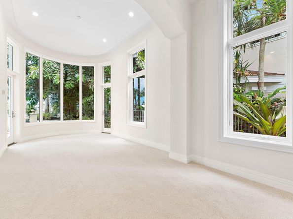 42 Saint Thomas Drive, Palm Beach Gardens FL 33418