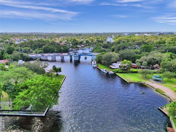 1301 River Reach Dr 515, Fort Lauderdale FL 33315