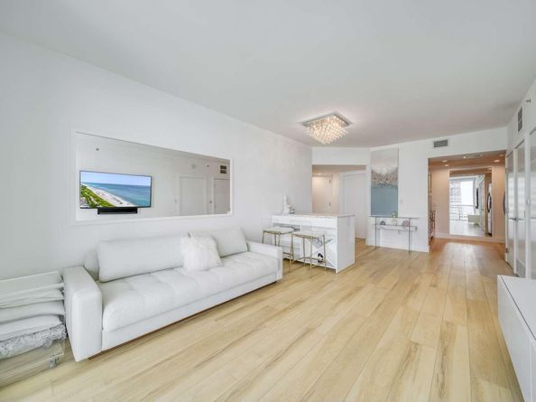 6365 Collins Avenue 2406, Miami Beach FL 33141