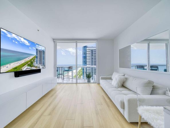 6365 Collins Avenue 2406, Miami Beach FL 33141