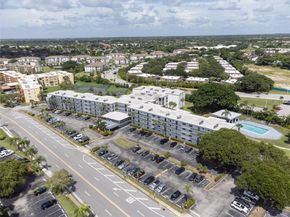 9233 SW 8TH 407, Boca Raton FL 33428