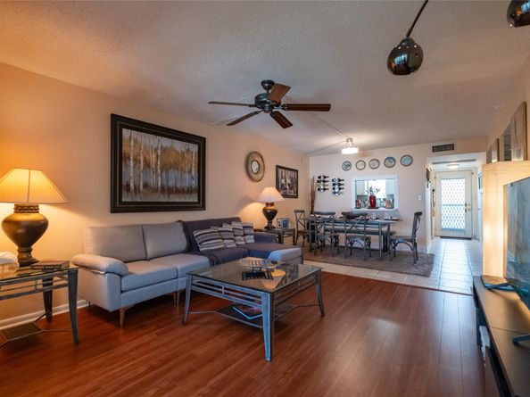 9233 SW 8TH 407, Boca Raton FL 33428