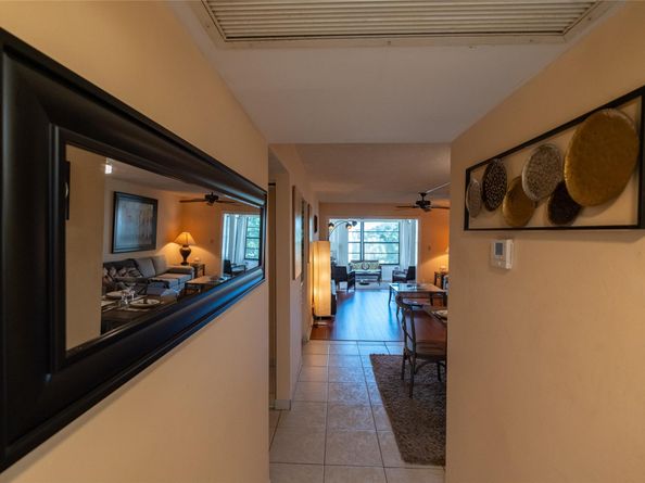 9233 SW 8TH 407, Boca Raton FL 33428