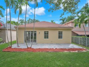 941 Bluewood Ter, Weston FL 33327