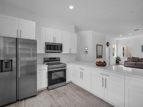 941 Bluewood Ter, Weston FL 33327