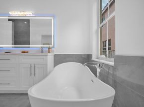 941 Bluewood Ter, Weston FL 33327