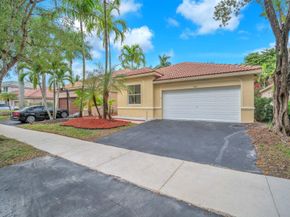 941 Bluewood Ter, Weston FL 33327