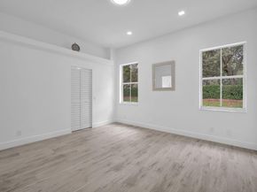 941 Bluewood Ter, Weston FL 33327