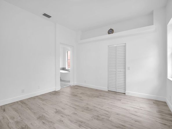 941 Bluewood Ter, Weston FL 33327