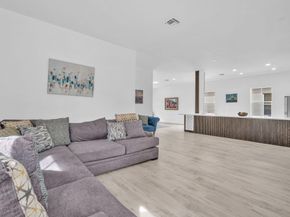 941 Bluewood Ter, Weston FL 33327