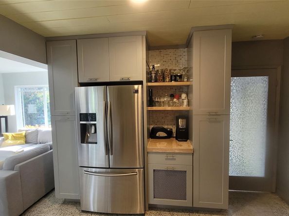 818 NW 28th Ct, Wilton Manors FL 33311