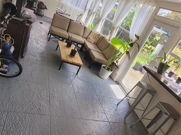 818 NW 28th Ct, Wilton Manors FL 33311