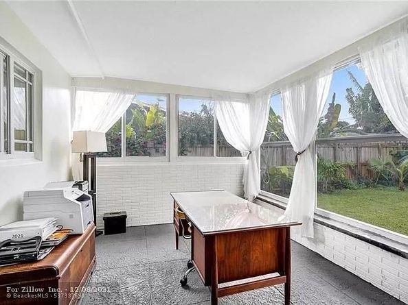 818 NW 28th Ct, Wilton Manors FL 33311