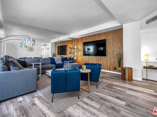 7250 Franklin Avenue 204, Los Angeles CA 90046