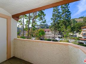 501 Palisades Drive 308, Pacific Palisades CA 90272