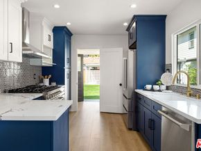 6631 De Longpre Avenue, Los Angeles CA 90028