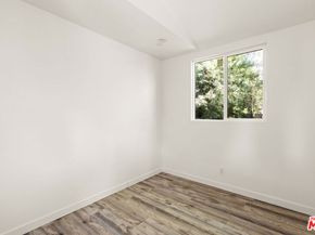 6631 De Longpre Avenue, Los Angeles CA 90028