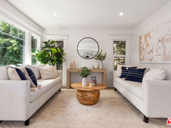 6631 De Longpre Avenue, Los Angeles CA 90028