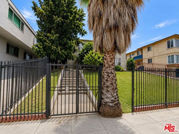 426 S Catalina Street, Los Angeles CA 90020