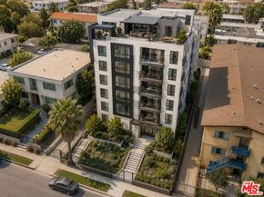 426 S Catalina Street, Los Angeles CA 90020