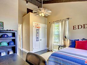 6322 W 78TH Place, Los Angeles CA 90045