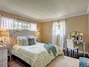6322 W 78TH Place, Los Angeles CA 90045