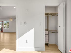 4017 Grand View Boulevard, Culver City CA 90066