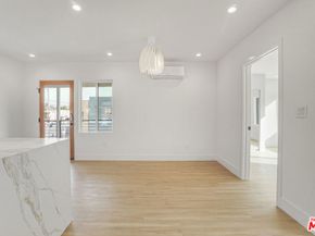 4017 Grand View Boulevard, Culver City CA 90066