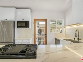 4017 Grand View Boulevard, Culver City CA 90066