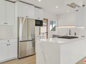 4017 Grand View Boulevard, Culver City CA 90066