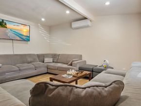 10341 Arminta Street, Sun Valley CA 91352