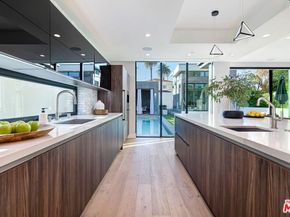 489 S Willaman Drive, Los Angeles CA 90048