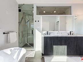 489 S Willaman Drive, Los Angeles CA 90048