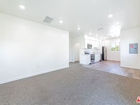 5914 Satsuma Avenue, North Hollywood CA 91601