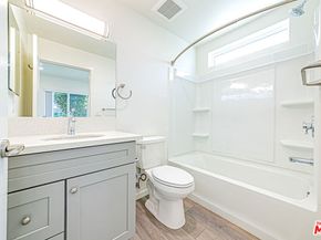 5914 Satsuma Avenue, North Hollywood CA 91601