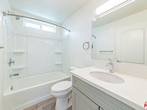 5914 Satsuma Avenue, North Hollywood CA 91601
