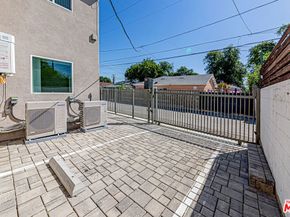 5914 Satsuma Avenue, North Hollywood CA 91601